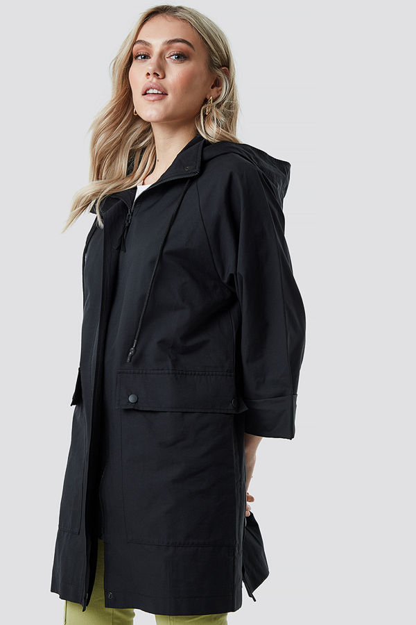 NA-KD Lightweight Hooded Parka svart