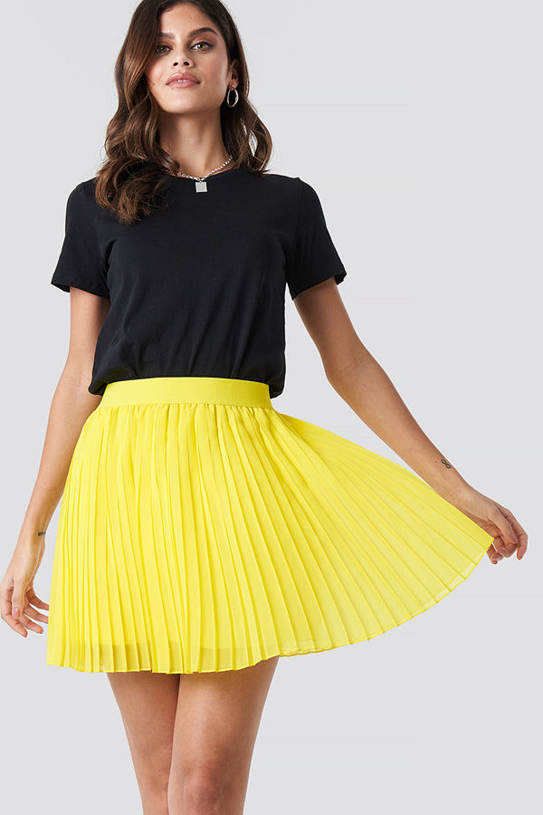 NA-KD Mini Pleated Skirt gul