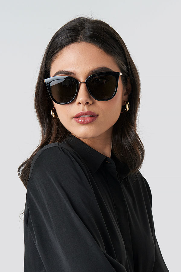 Le Specs Caliente svart