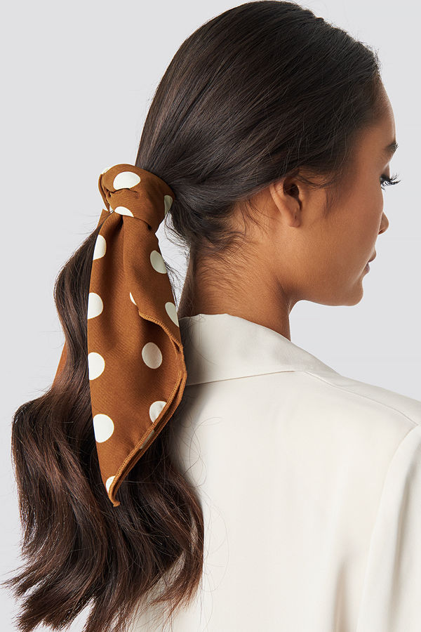 NA-KD Accessories Big Dotted Satin Scarf brun