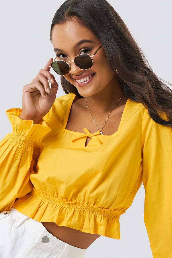 NA-KD Boho Cropped Frill Long Sleeve Top gul