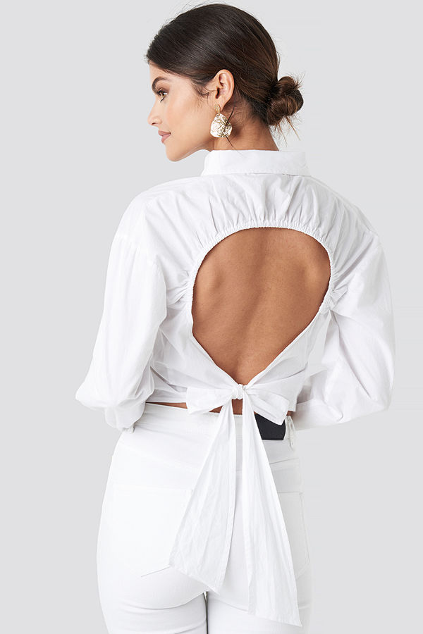 NA-KD Trend Open Tie Back Blouse vit