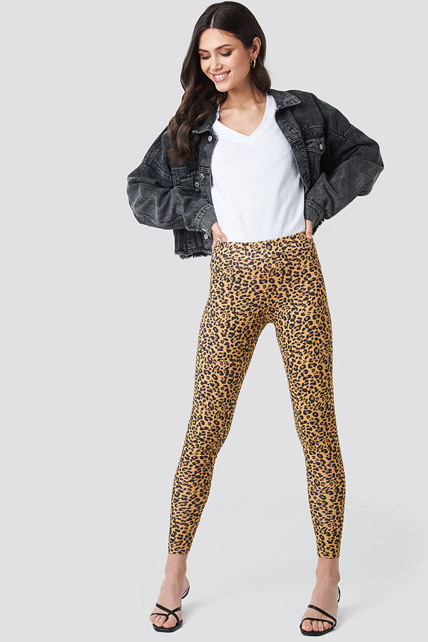NA-KD Trend Jersey Leo Leggings brun gul