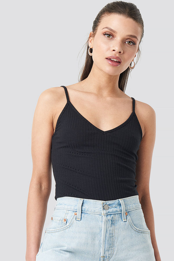 NA-KD Trend Deep Neck Strap Singlet svart