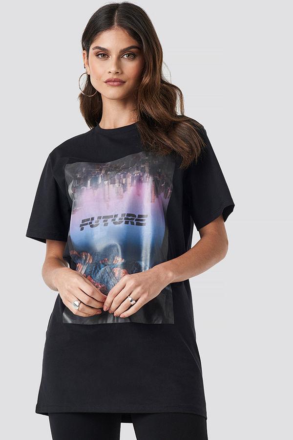 Donnaromina x NA-KD Oversized Future Tee svart