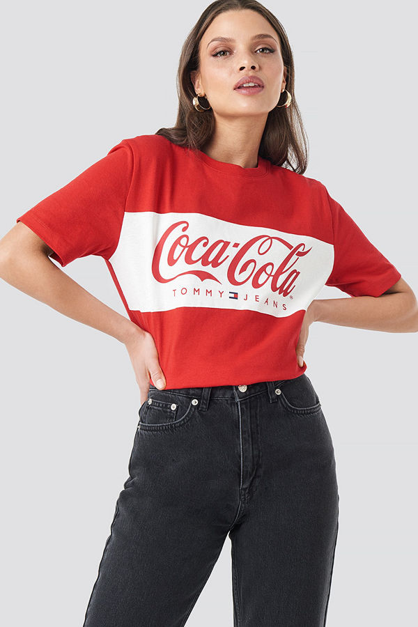 Tommy Jeans Tommy x Coca Cola Tee röd