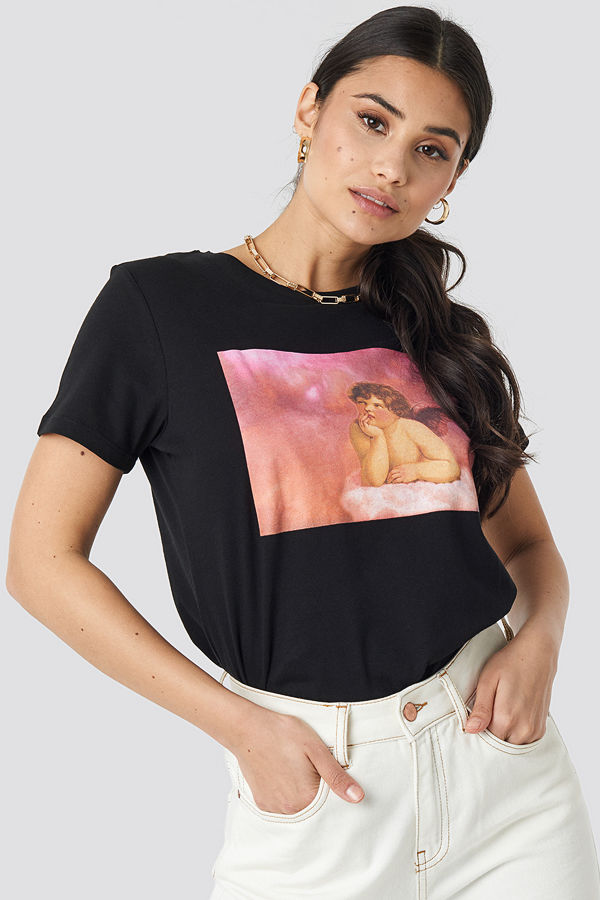 NA-KD Trend Pink Cloud Angel tee svart