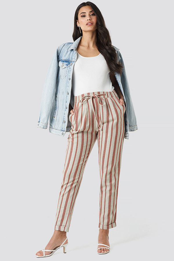 Trendyol randiga byxor Milla Striped Pants röd beige