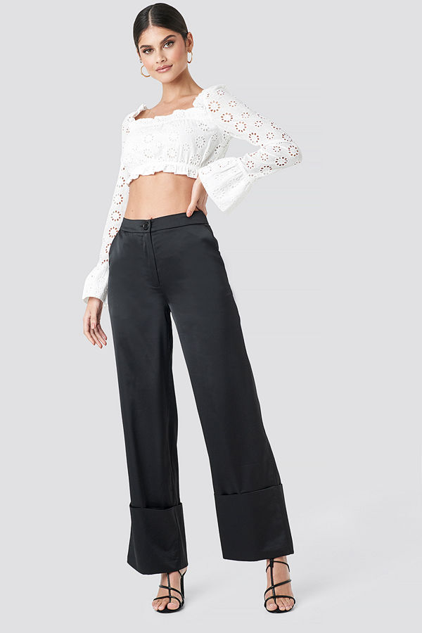 Milena Karl x NA-KD svarta byxor Cuffed Pants svart