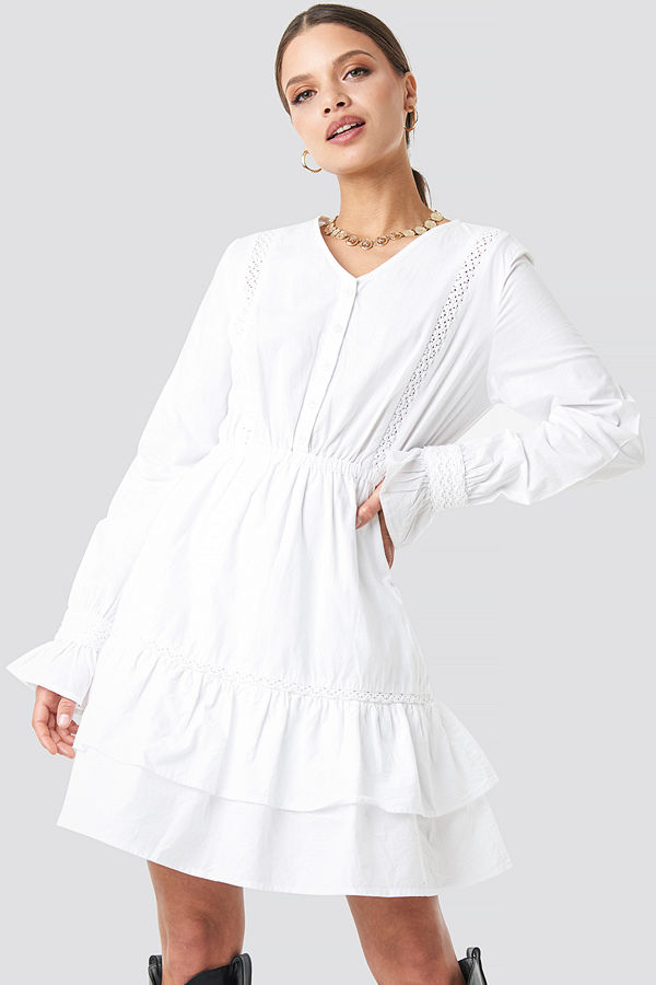 NA-KD Trend Lace Hem Detailed Dress vit