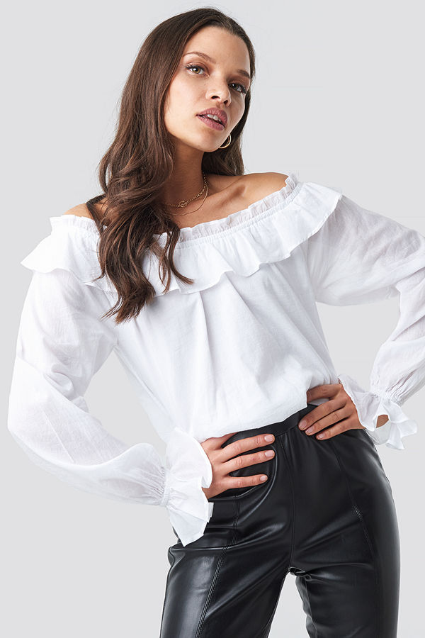 NA-KD Boho Off Shoulder Frill Crop Blouse vit