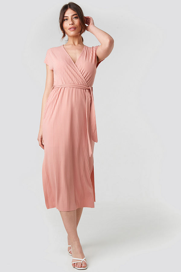 Trendyol Belt Detailed Midi Dress rosa