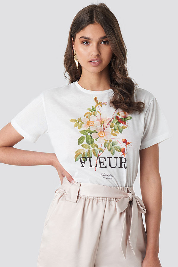 Trendyol Fleur Tee vit