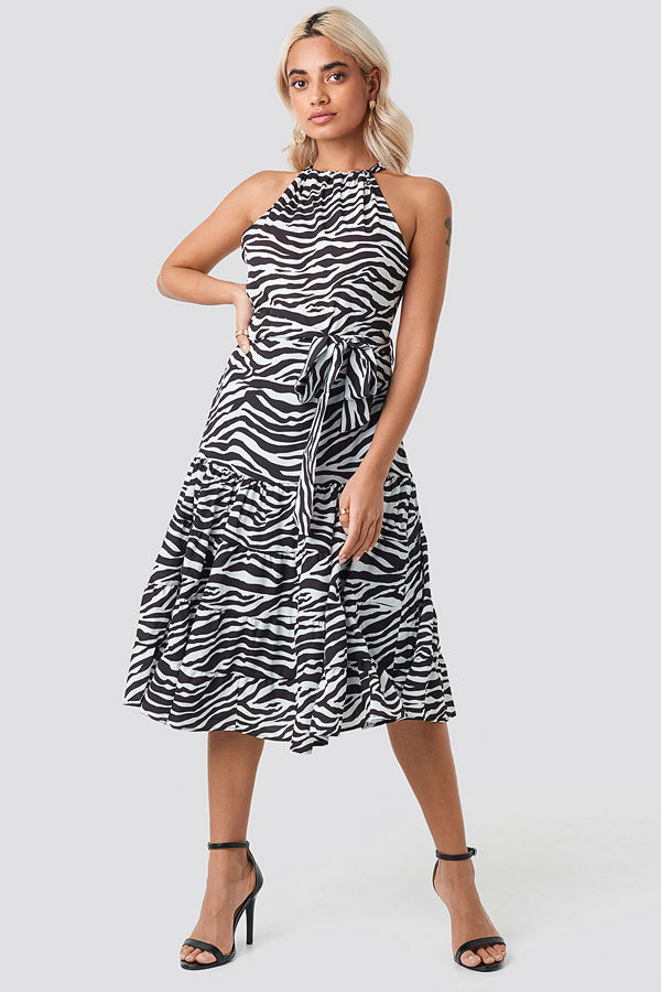 Trendyol Animal Print Midi Dress svart vit