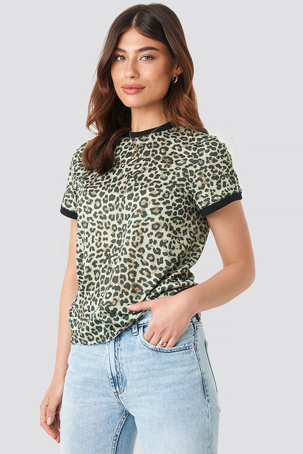Linn Ahlborg x NA-KD Printed Tee multicolor