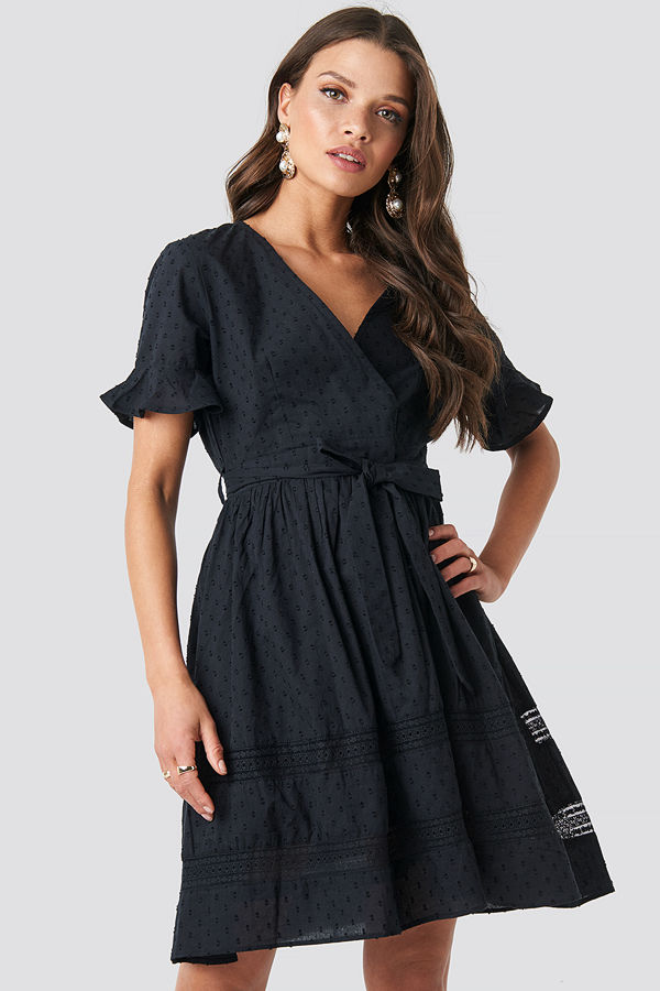NA-KD Boho Lace Insert Cotton Mini Dress svart