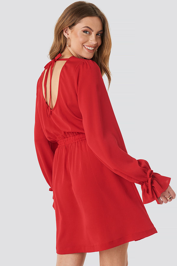 NA-KD Boho Open Back Flounce Detail Dress röd