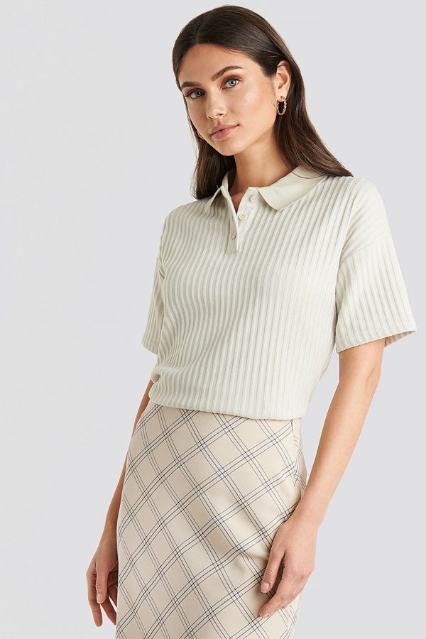 NA-KD Trend Ribbed Short Sleeve Sweater beige