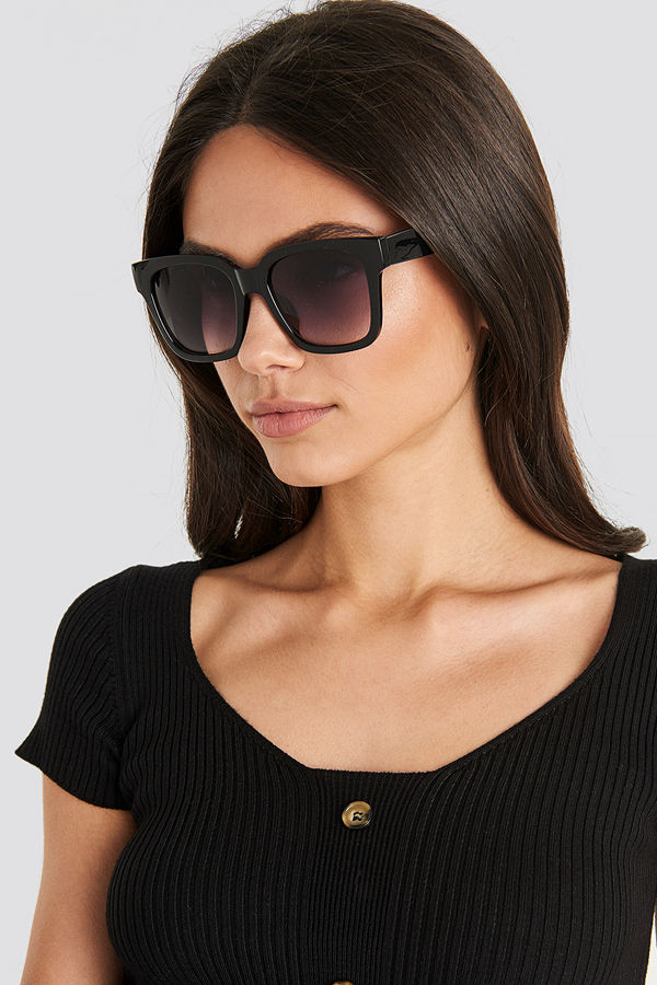 NA-KD Accessories Big Rounded Edge Sunglasses svart