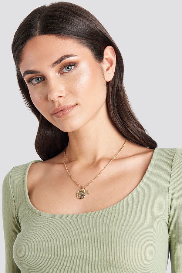 NA-KD Accessories smycke Three Pendants Necklace guld