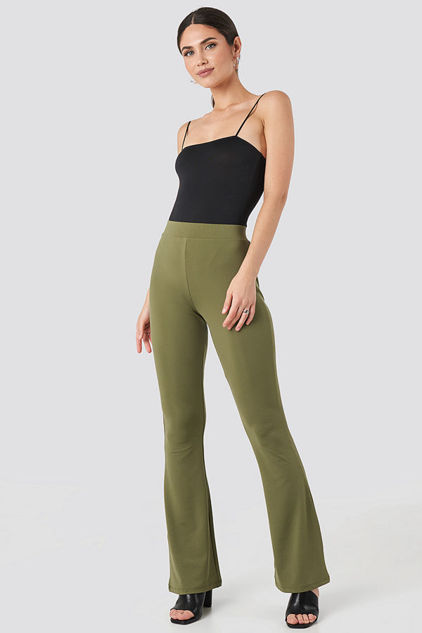 NA-KD Trend Flared Leggings grön