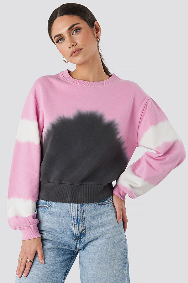NA-KD Tie Dye Oversized Cropped Sweatshirt rosa