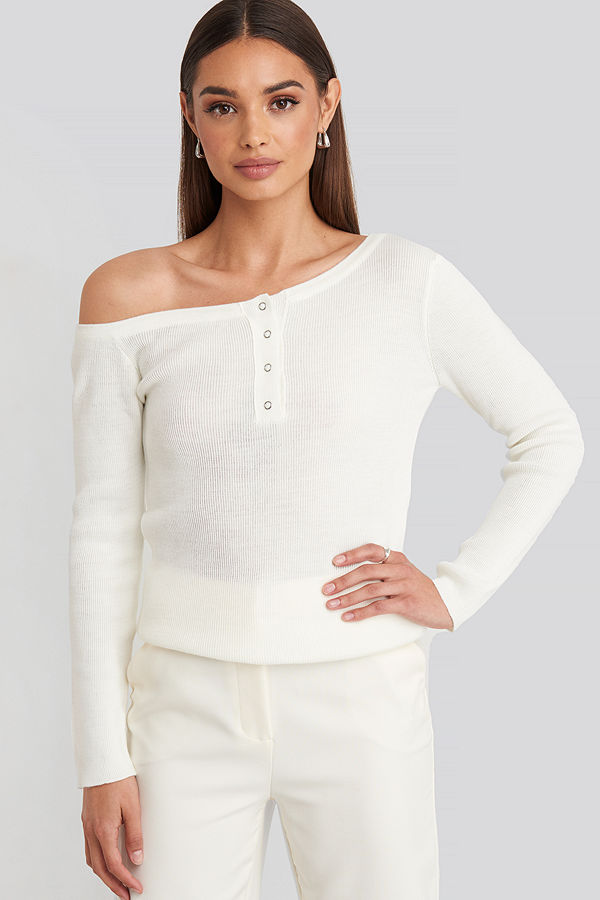 Trendyol Button Detailed Top vit