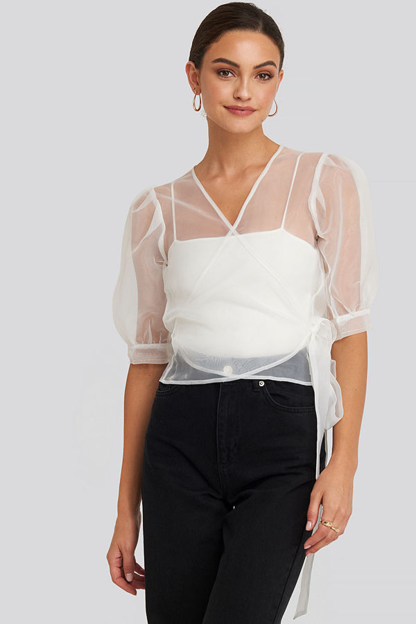 NA-KD Party Overlap Organza Top vit