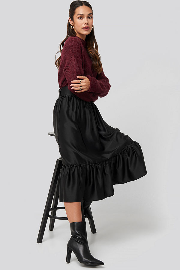 NA-KD Trend Belted Satin Skirt svart