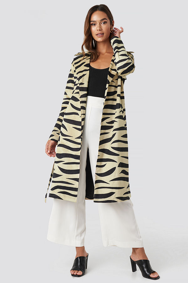 NA-KD Trend Zebra Printed Coat beige
