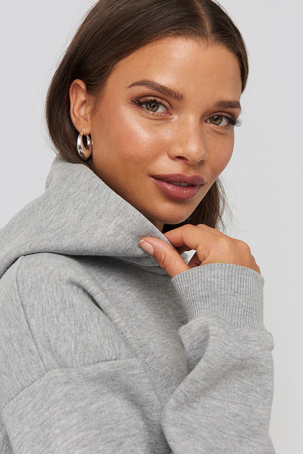 Nicci Hernestig x NA-KD Hoodie grå