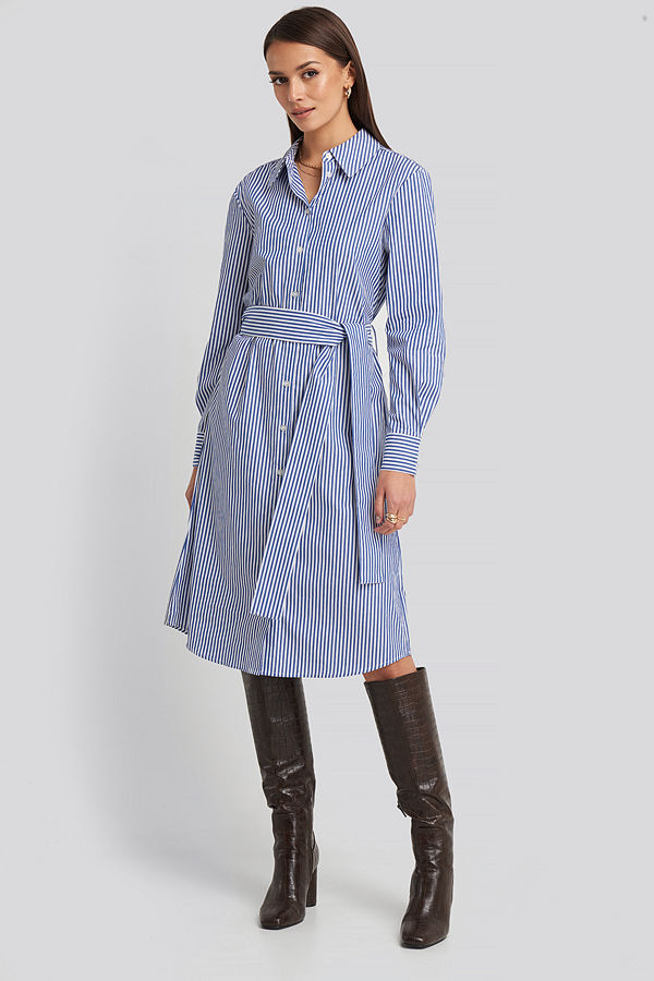 NA-KD Classic Belted Midi Shirt Dress vit blå