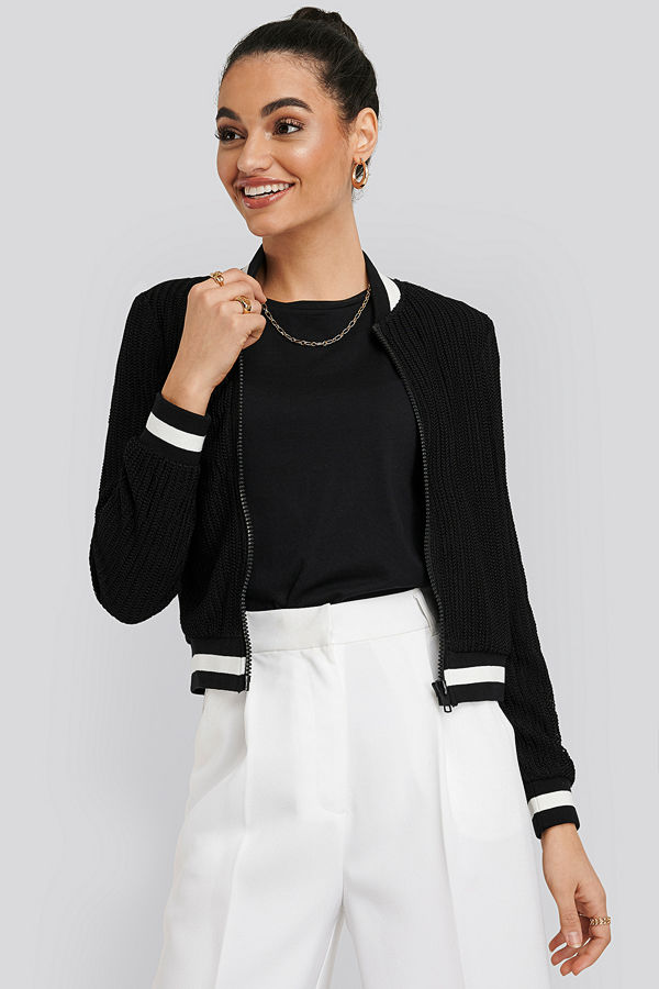 NA-KD Mesh Track Top svart bomberjacka