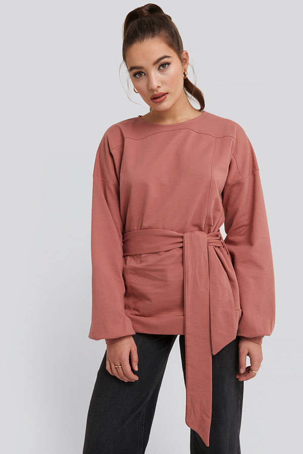 NA-KD Yoke Fitted Sweater rosa