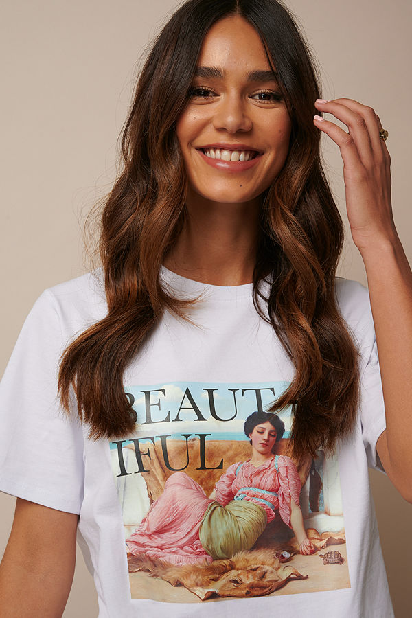 Donnaromina x NA-KD Beautiful Printed T-shirt vit