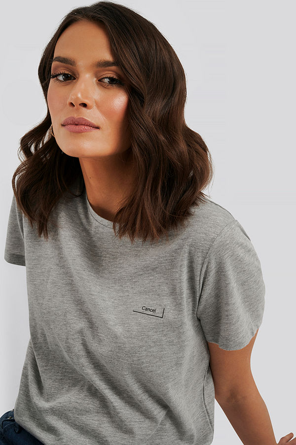 NA-KD Basic T-Shirt Med Tryck grå