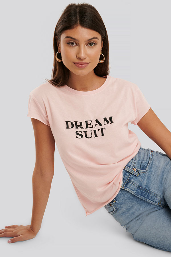 NA-KD Broderad T-Shirt rosa