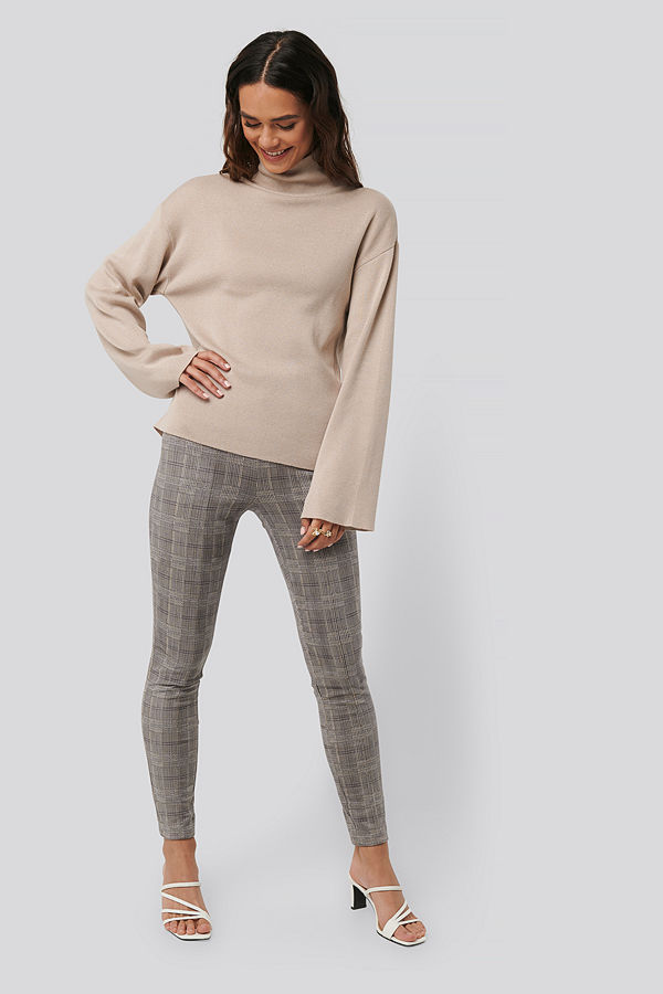 NA-KD grå rutiga byxor Fake Suede Checked Pants multicolor