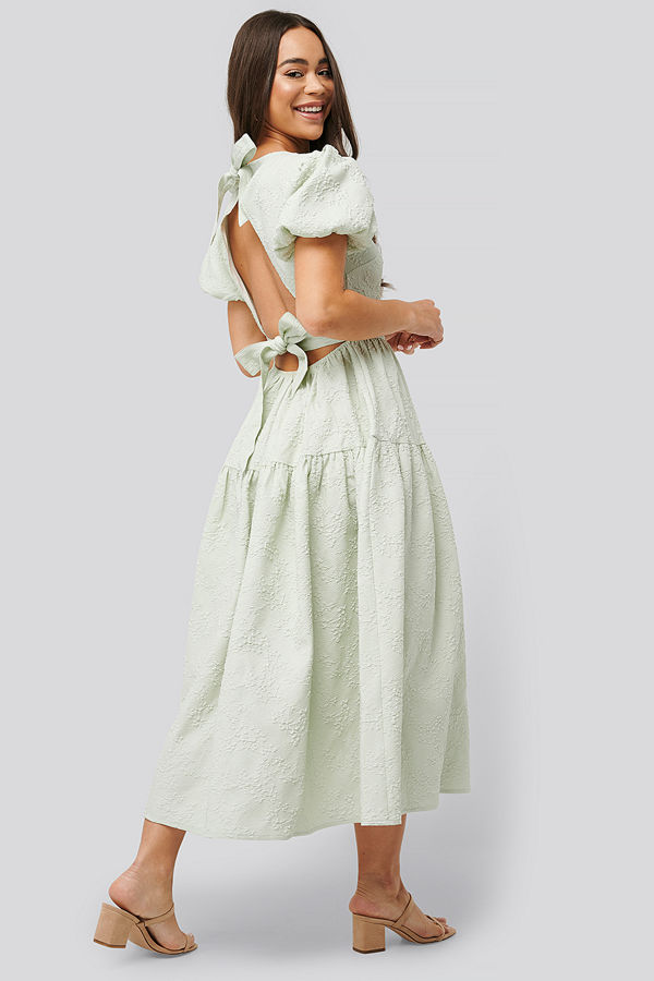 NA-KD Boho Tie Back Flower Structured Dress grön