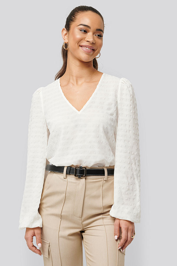 NA-KD Boho Structured V-Neck Blouse vit