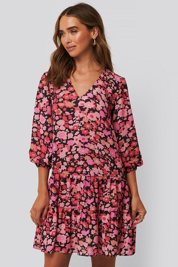 Trendyol Blommig Miniklänning rosa