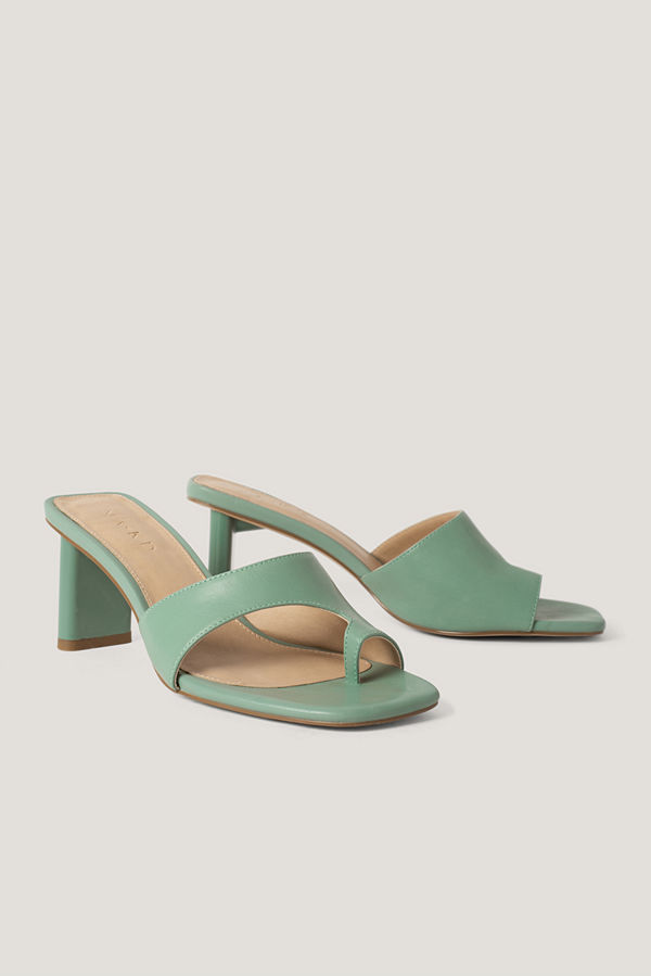 NA-KD Shoes Toe Strap Mules grön