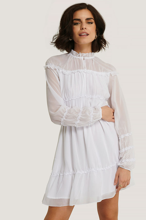 NA KD Boho Långärmad Miniklänning Med Rynkdetaljer vit NA KD Boho Klänning vit Klänningar online Modegallerian