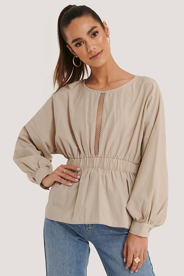 Trendyol Blus Med Detaljer I Midjan beige