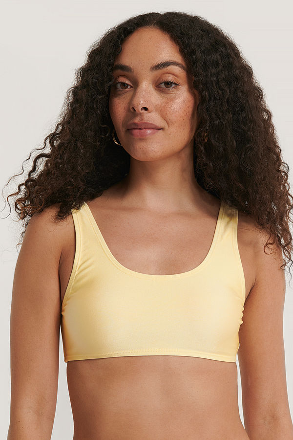NA-KD Swimwear Bikiniöverdel gul