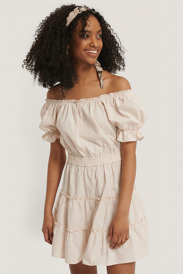 NA-KD Boho Offshoulder-Miniklänning beige