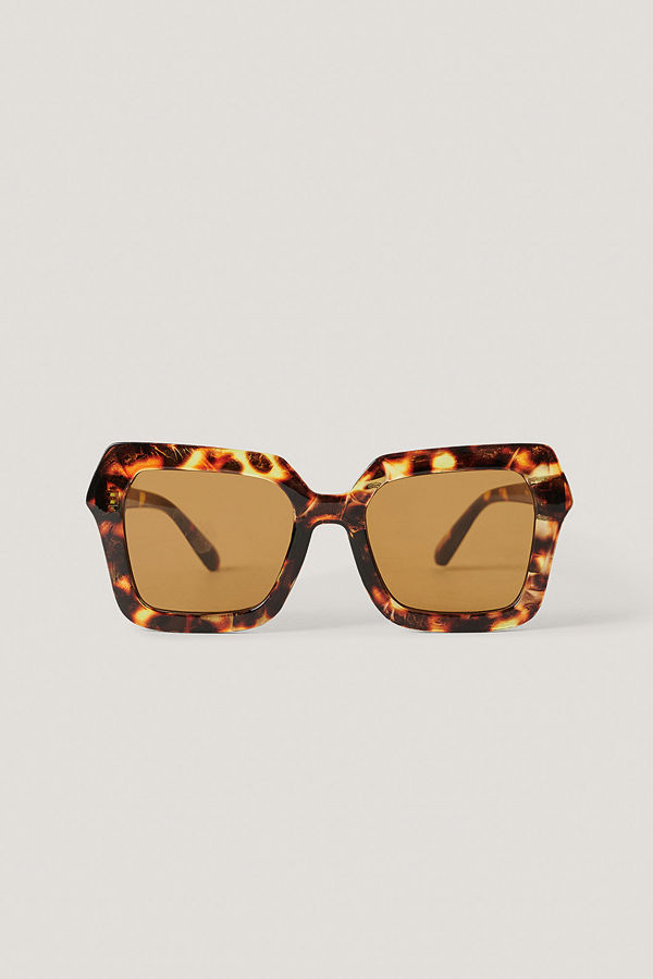 NA-KD Accessories Oversize Fyrkantiga Retrosolglasögon brun