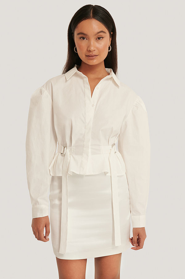 Emma Ellingsen x NA-KD Oversize Skjorta Med Markerad Midja vit