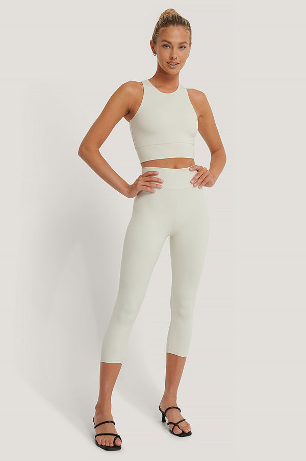 NA-KD Medellånga Leggings Med Hög Midja beige