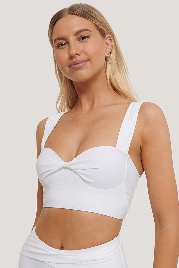 NA-KD Swimwear Bikiniöverdel vit